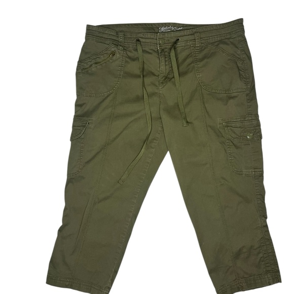 ~ Faded Glory Cargo Capri Pants Women's Size 14 - Picture 1 of 6